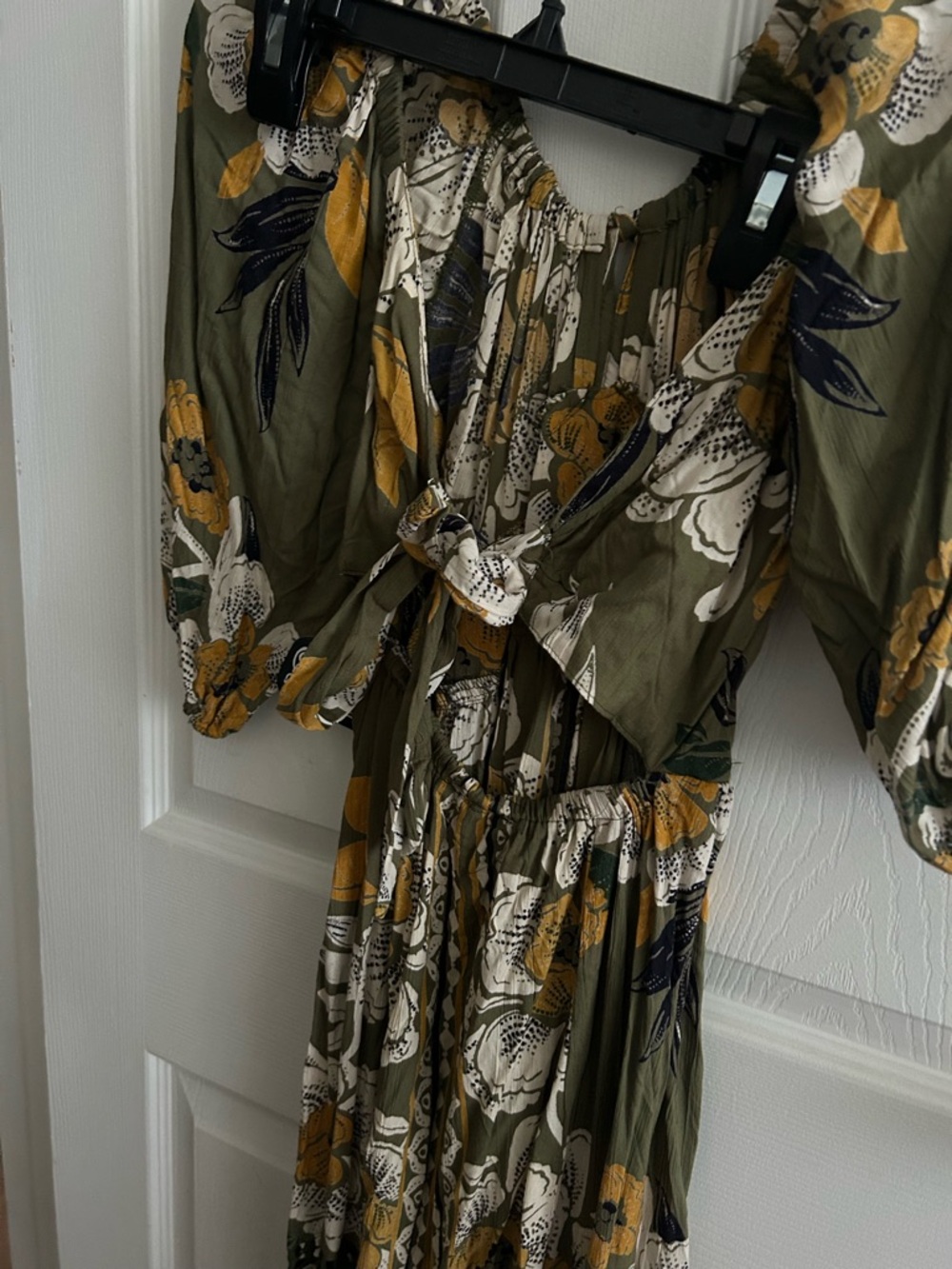 Angie Olive Green Floral Maxi Dress with Puff Sleeves - Picture 3 of 6
